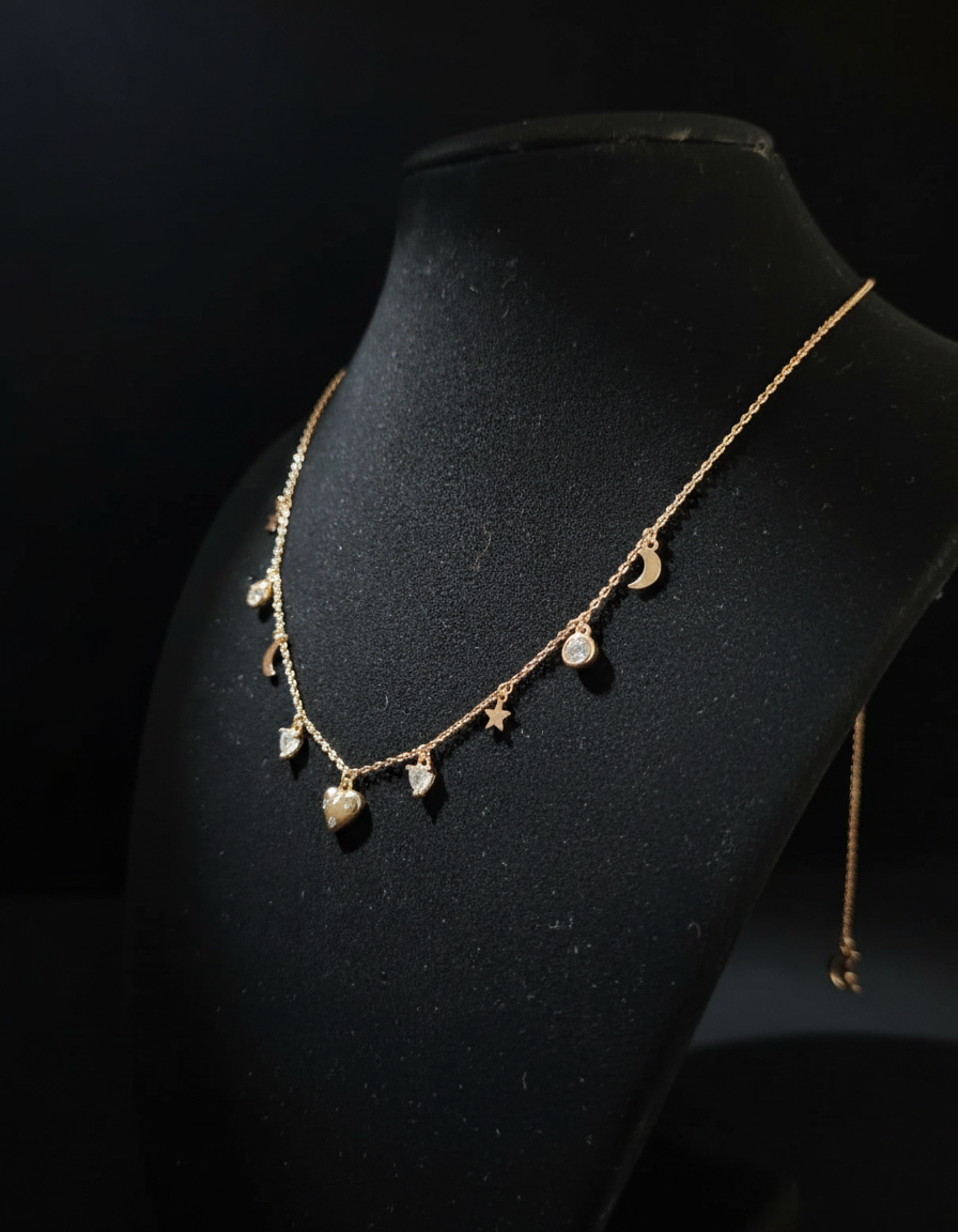 Stellina charm detail